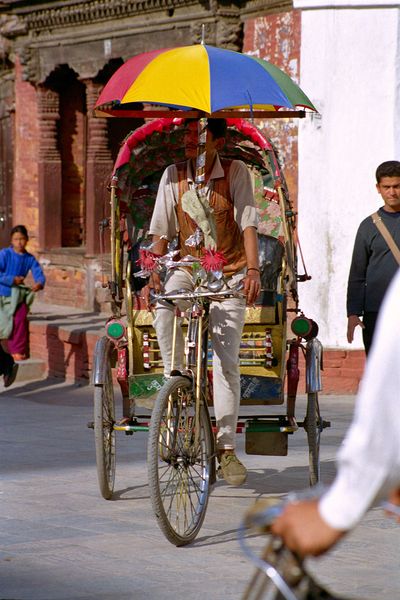 Vélo rickshaw protégé du soleil