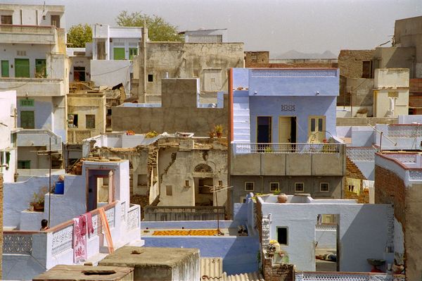 Vue sur les toits depuis le resto Anna (la belle vue compense un peu la qualité)