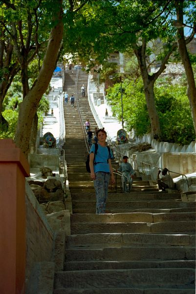 Marches menant au temple